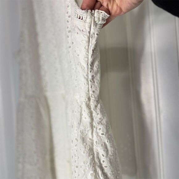 Doe & Rae White Eyelet Lace Peplum Tank Top M Cotton Boho Cottagecore Summer - Picture 3 of 10